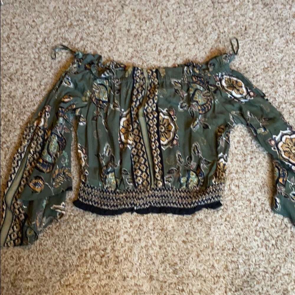 Green Cropped off the shoulder top